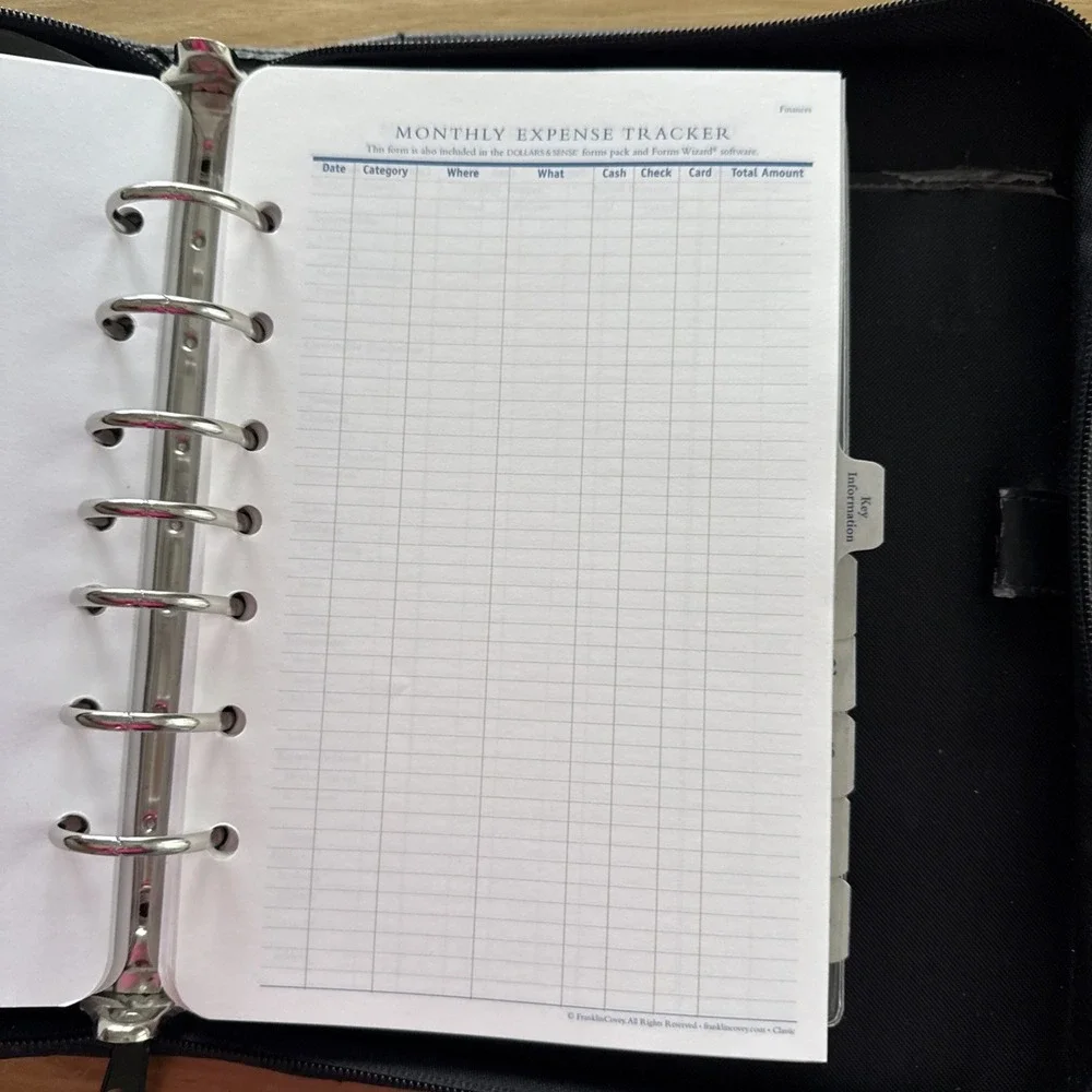 FRANKLIN COVEY Planner Binder Leather 7 Ring Black Zip Closure 10